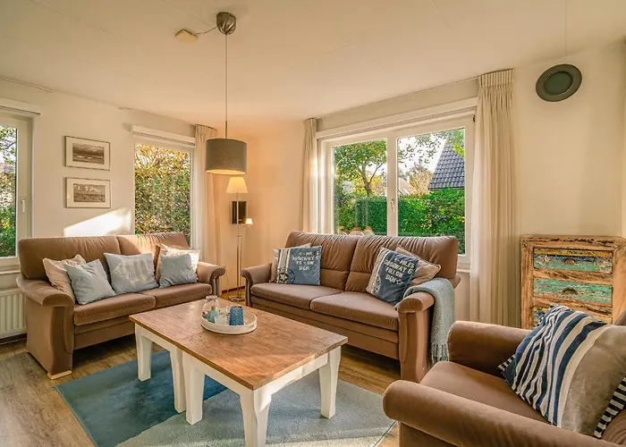 Villapark Kamperfoelie 65 度假居